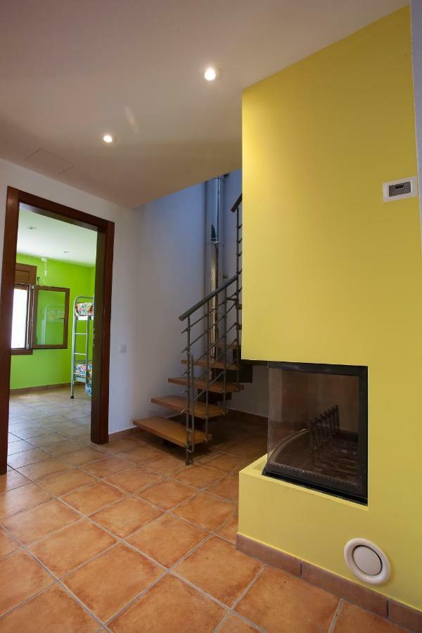 Apartamento L'Esquirol De L'Esquirol Santa María de Corcó Exterior foto