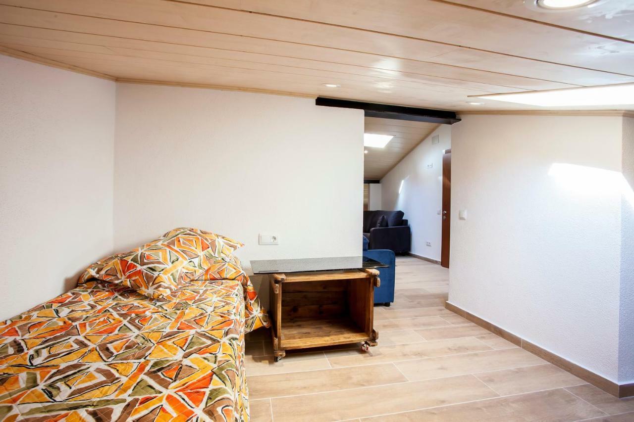 Apartamento L'Esquirol De L'Esquirol Santa María de Corcó Exterior foto